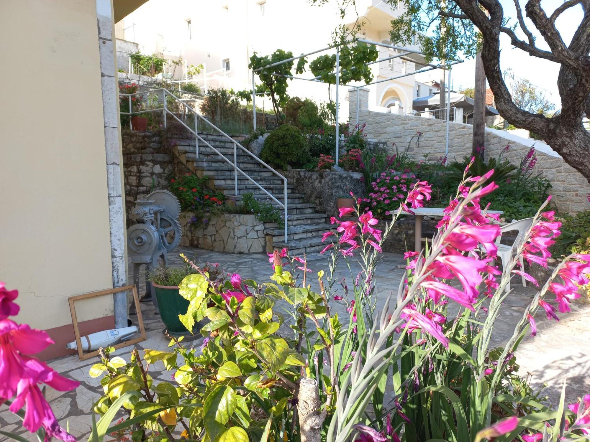 Oneiro House Appartement Kassiopi Buitenkant foto